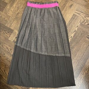 Chic Plaid Midi Skirt with Pink Waistband